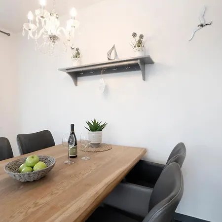 Kellenhus 7 Apartman