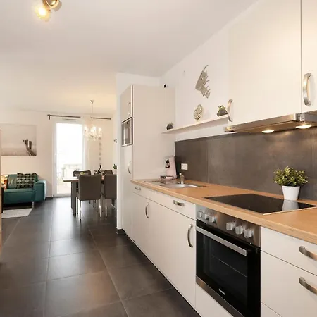 Apartman Kellenhus 7 *